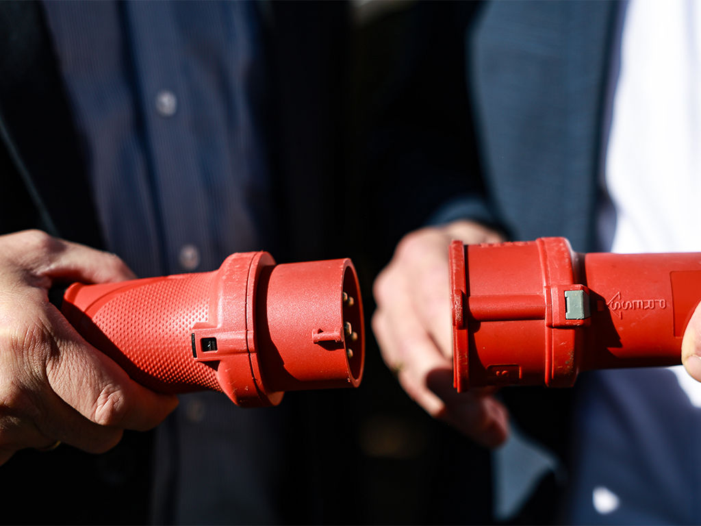 Inbetriebnahme Bürgersolarpark Ainring