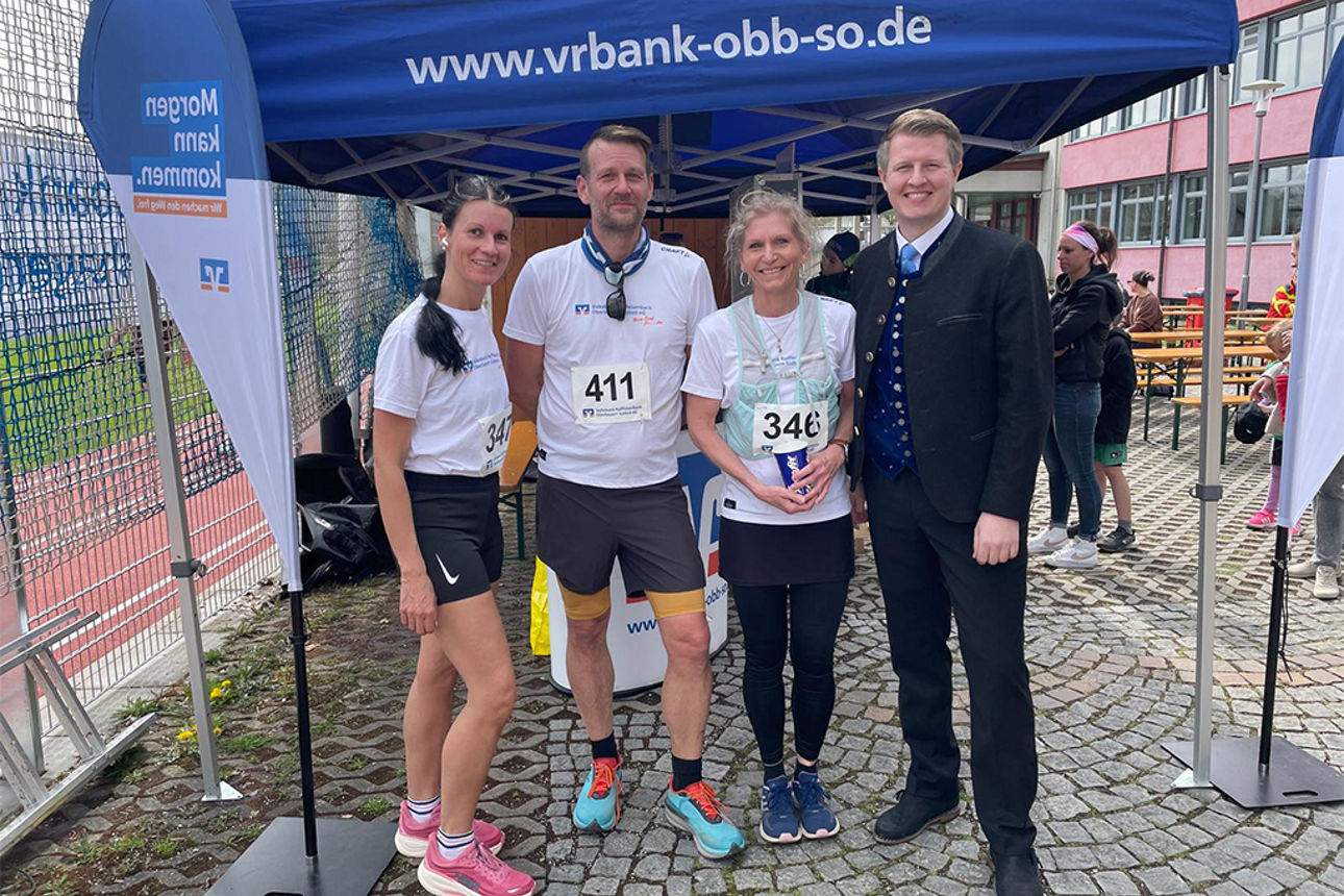 Unsere Läuferinnen und Läufer in Waging (v.l. Claudia König, Christian Wengler, Regina Stalleder und Alexander Parzefall).