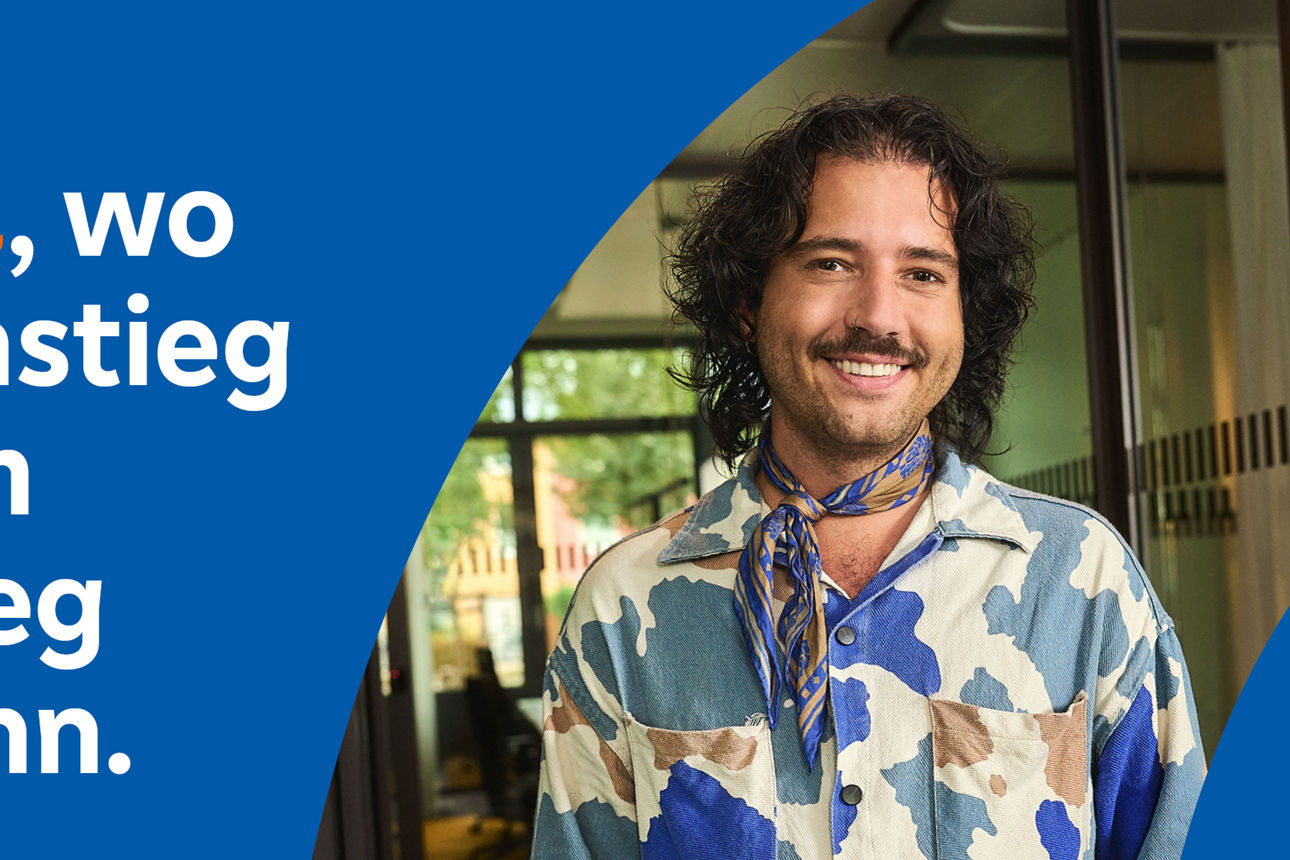 Ein Man lächelt, links der Slogan "Arbeite da, wo Quereinstieg schnell zum Queraufstieg werden kann"t"