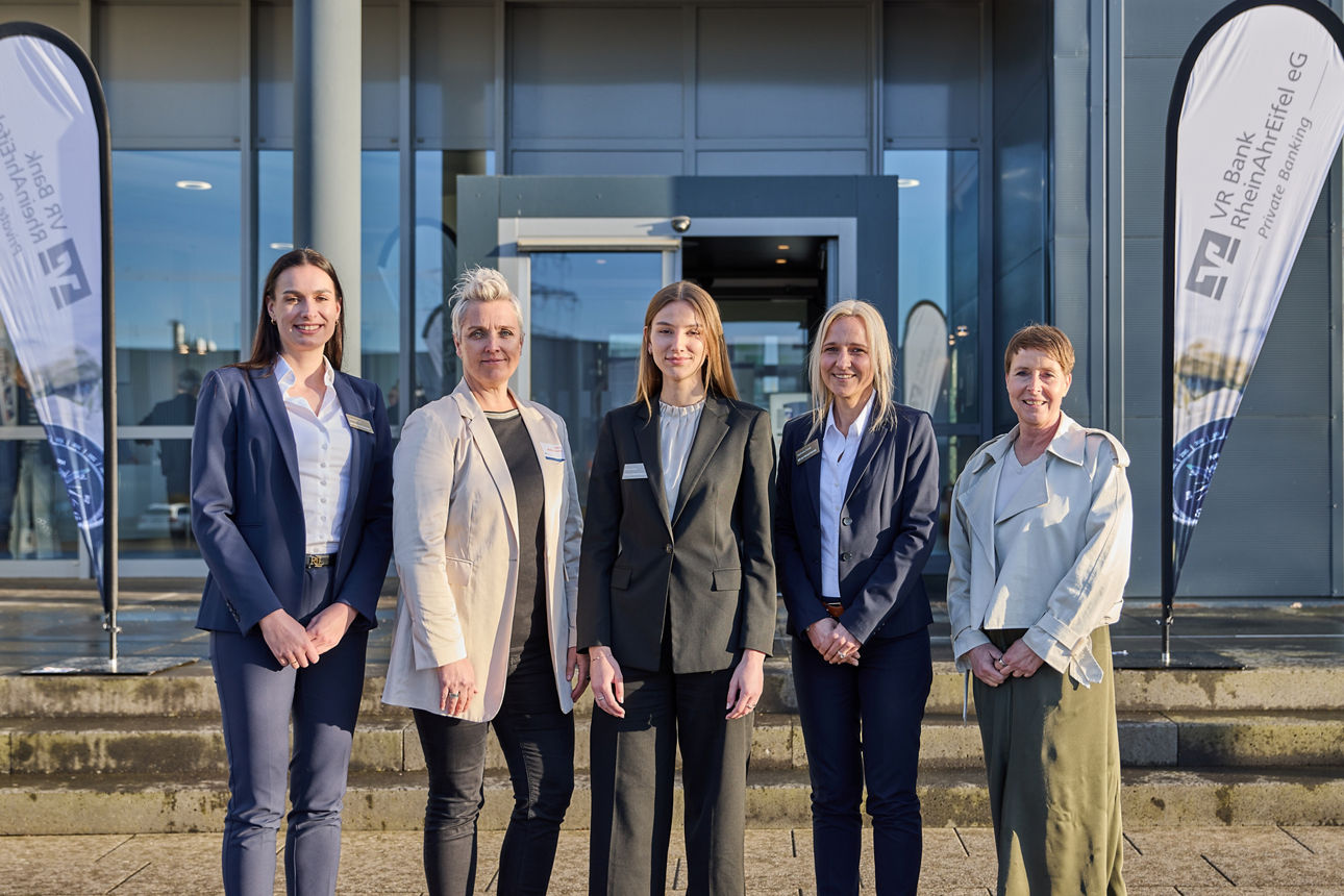 Women & Finance