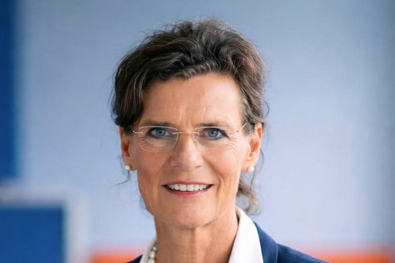 Schröder, Beate 