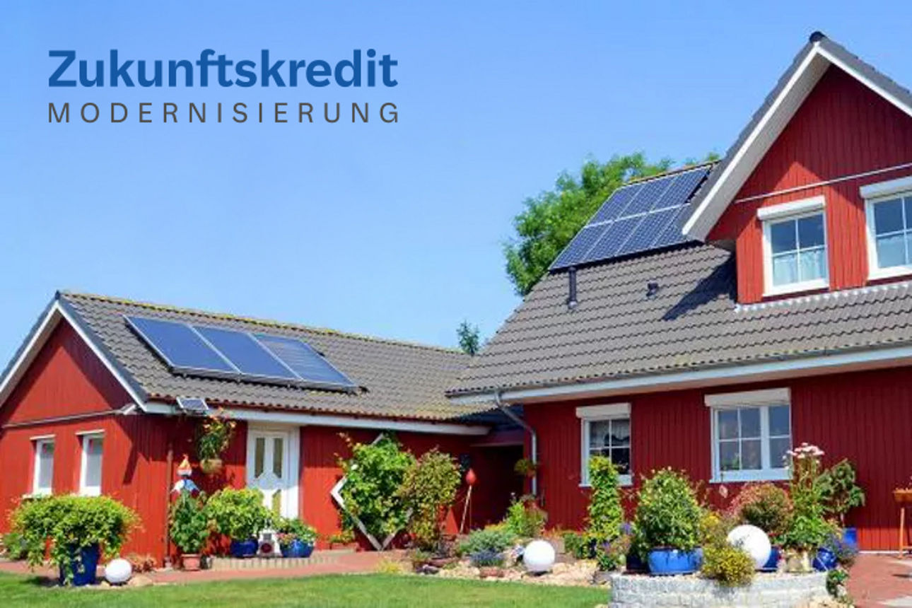 SpardaZukunftskredit-Logo mit zwei roten Häusern im Hintergrund