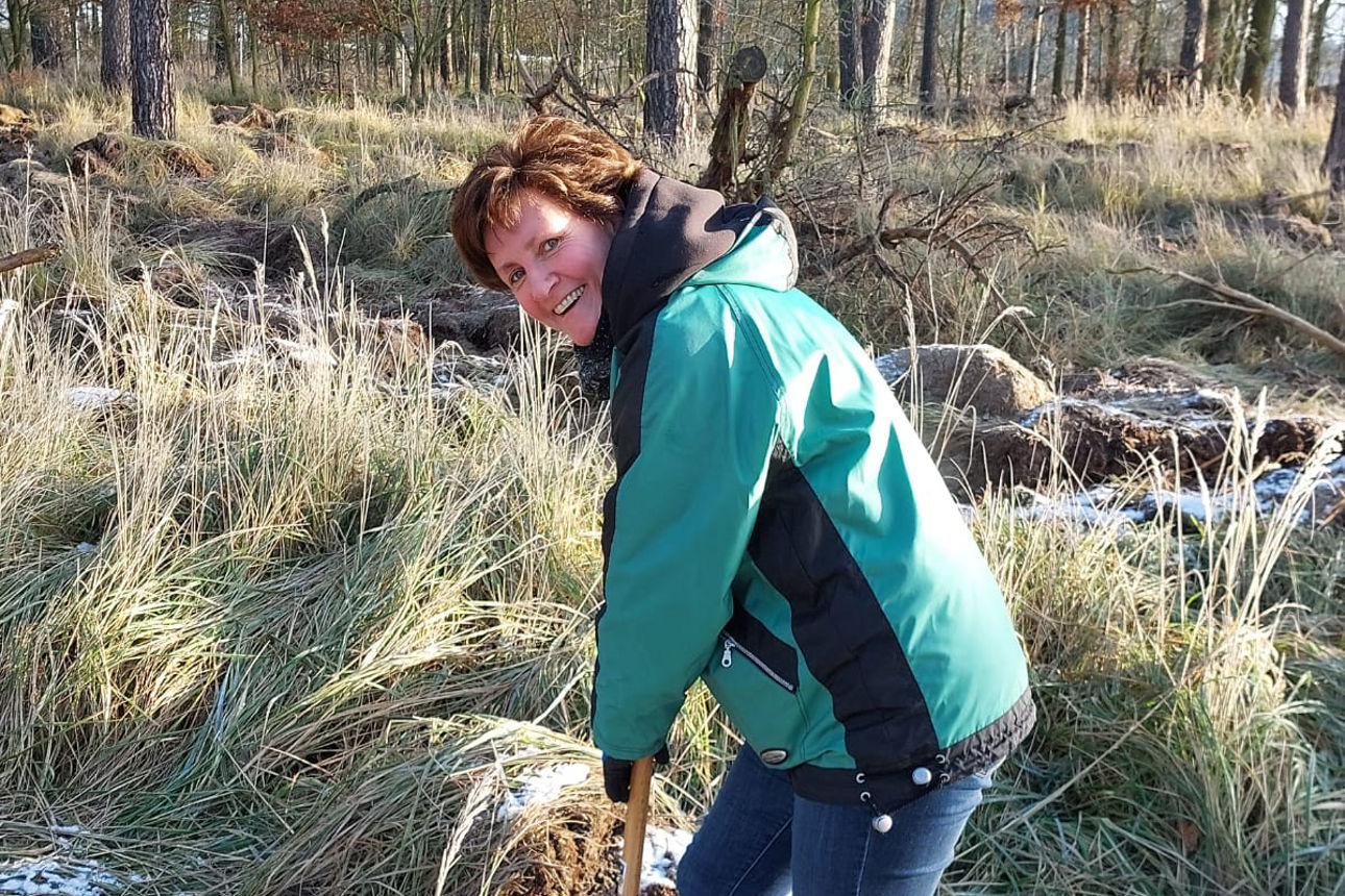 Mitarbeiterin bei der Arbeit