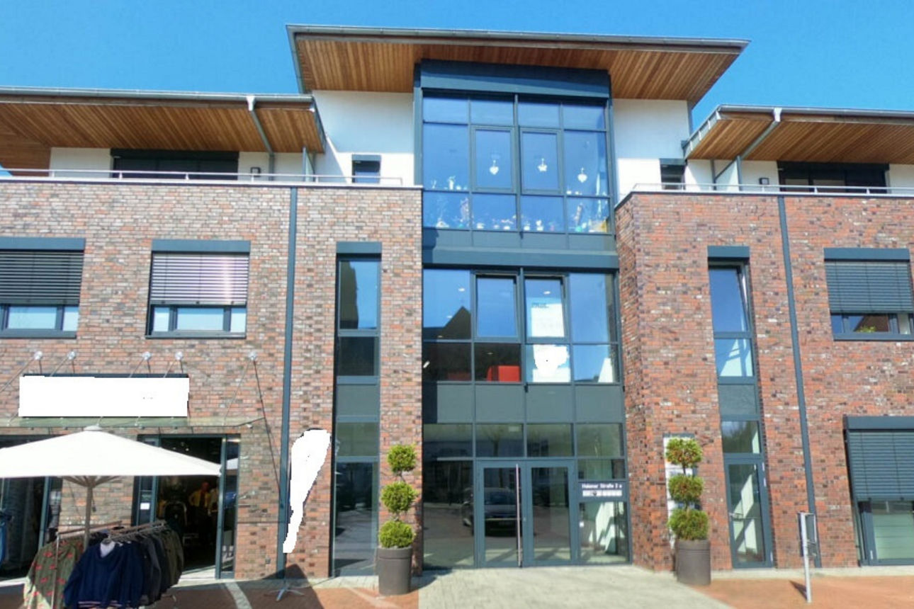 Ein modernes Gebäude. 