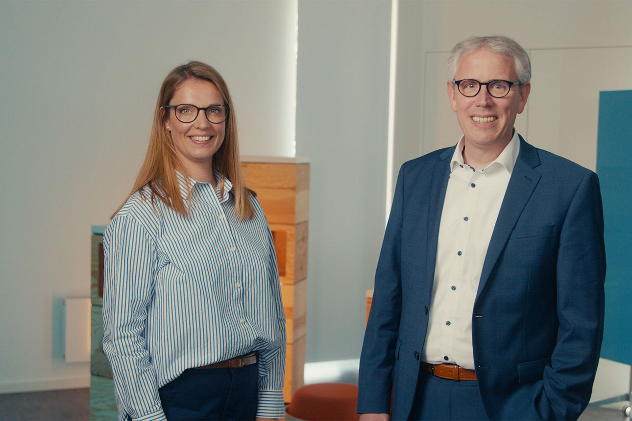 Nils Peters & Martina Stehr im Videointerview Nils Peters & Martina Stehr im Videointerview