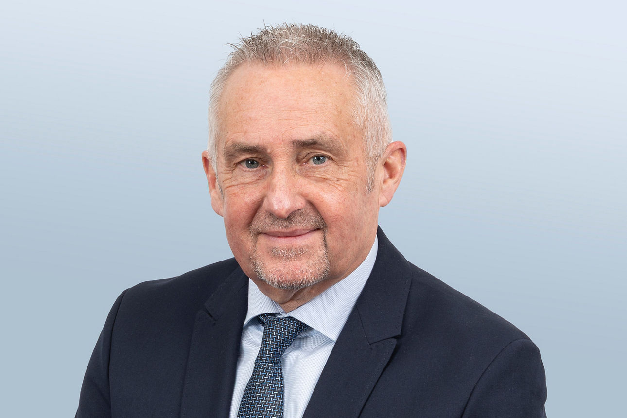 Portrait Achim Göttlicher - Leiter und Handlungsbevollmächtigter der Niederlassung Ebelsbach