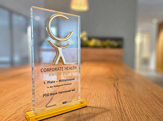 Award steht in den Räumlichkeiten der PSD Bank Hannover eG