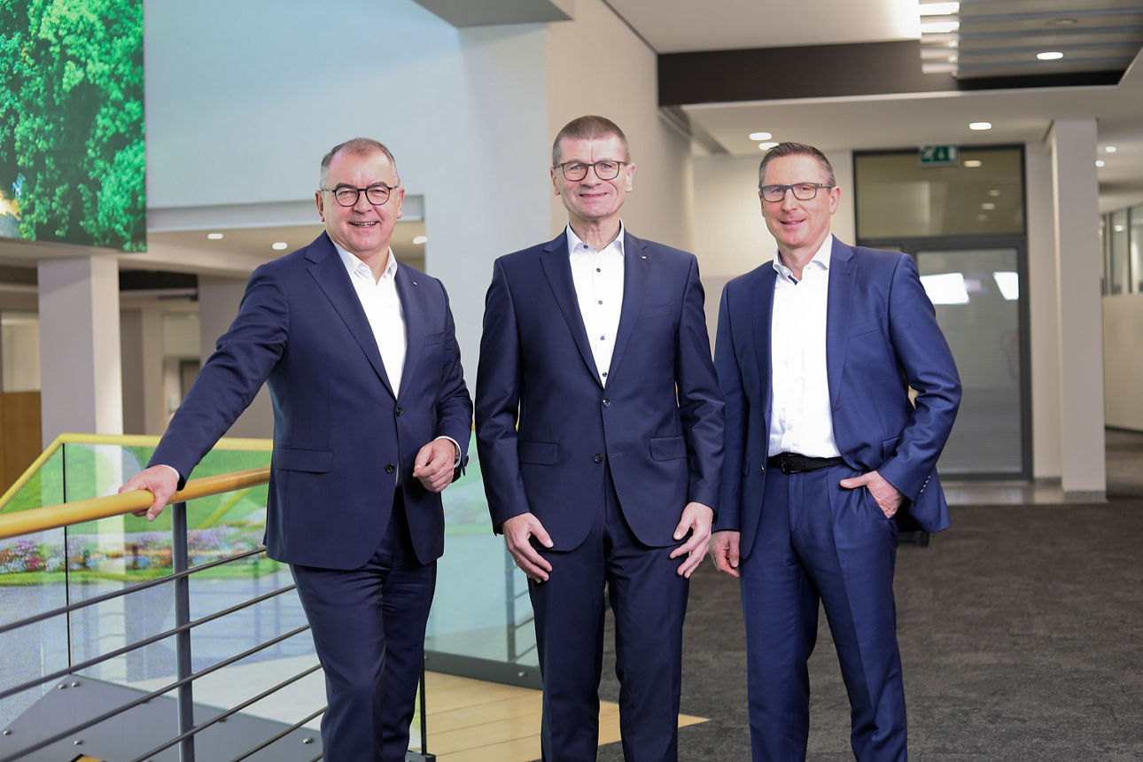 Der Vorstand der VR-Bank Mittelfranken Mitte eG – Erwin Einzinger, Dr. Gerhard Walther und Richard Oppelt.