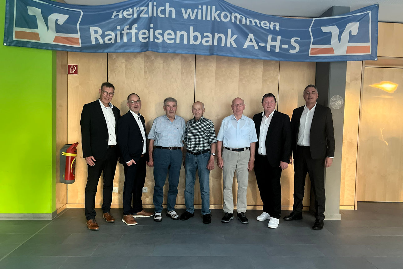 Gruppenbild 60 und 70 Jahre Mitglied 