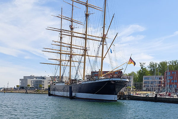Schiff auf dem Kellersee