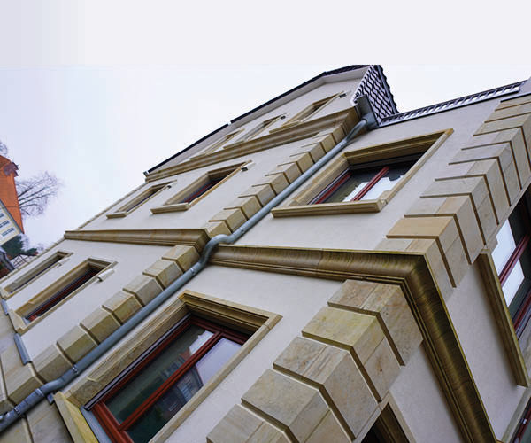Außenfassade Sandstein-Trio