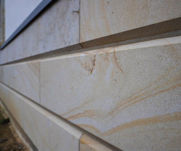 Außenfassade Sandstein-Trio