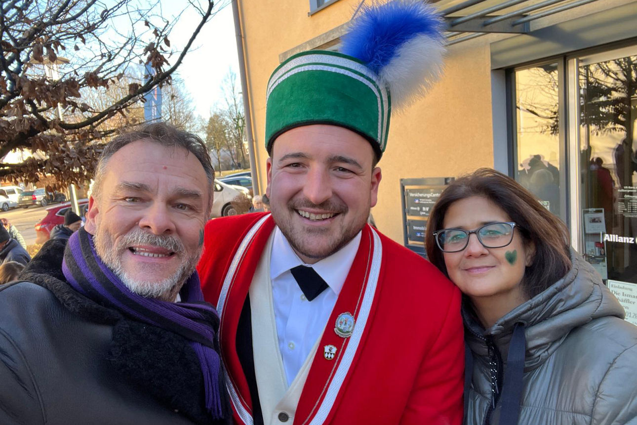 Schäffler mit zwei Besuchern