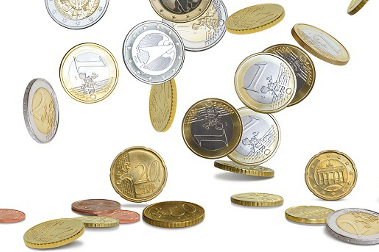 Geldregen aus Euro-Muenzen