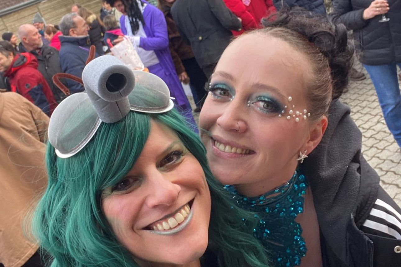 Susanne Metzger (Marketing) und Julia Karl (TSV Moorenweis)