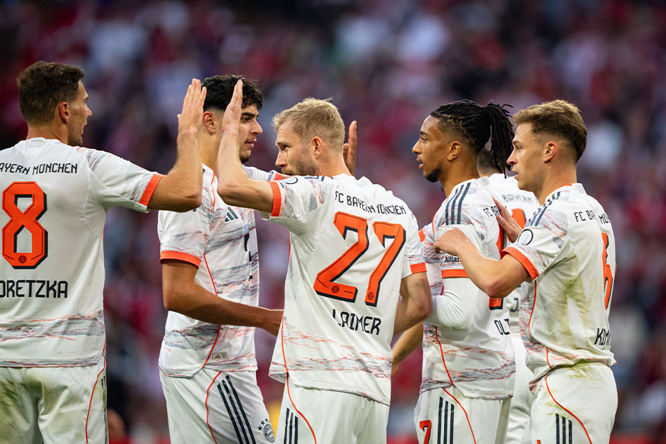 Spieler klatschen sich ab 