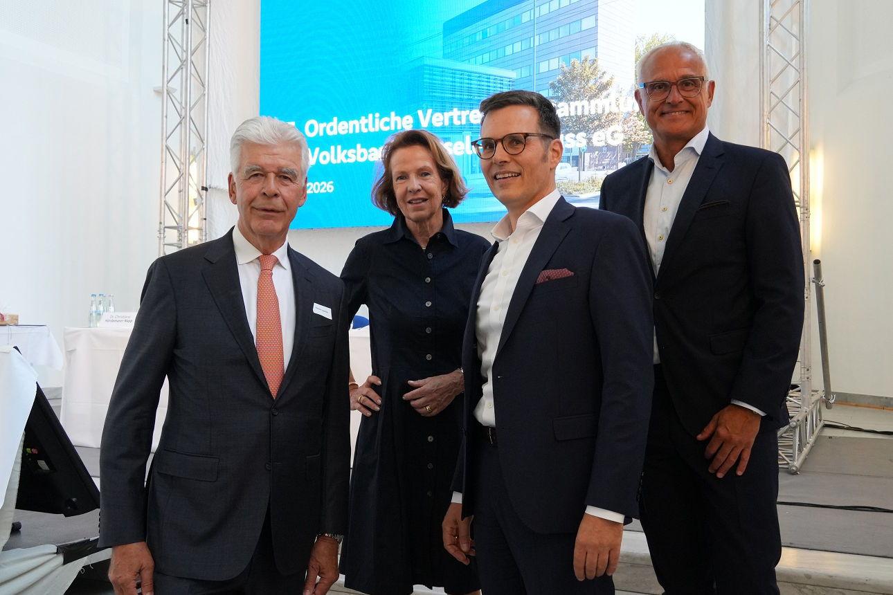 von links: Theodor Leuchten, Dr. Christiane Hoerdemann-Napp, Christoph Gommans, Olaf Kothes