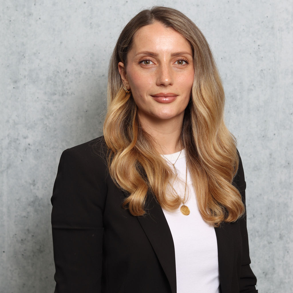 Profilbild Adelina Ternava