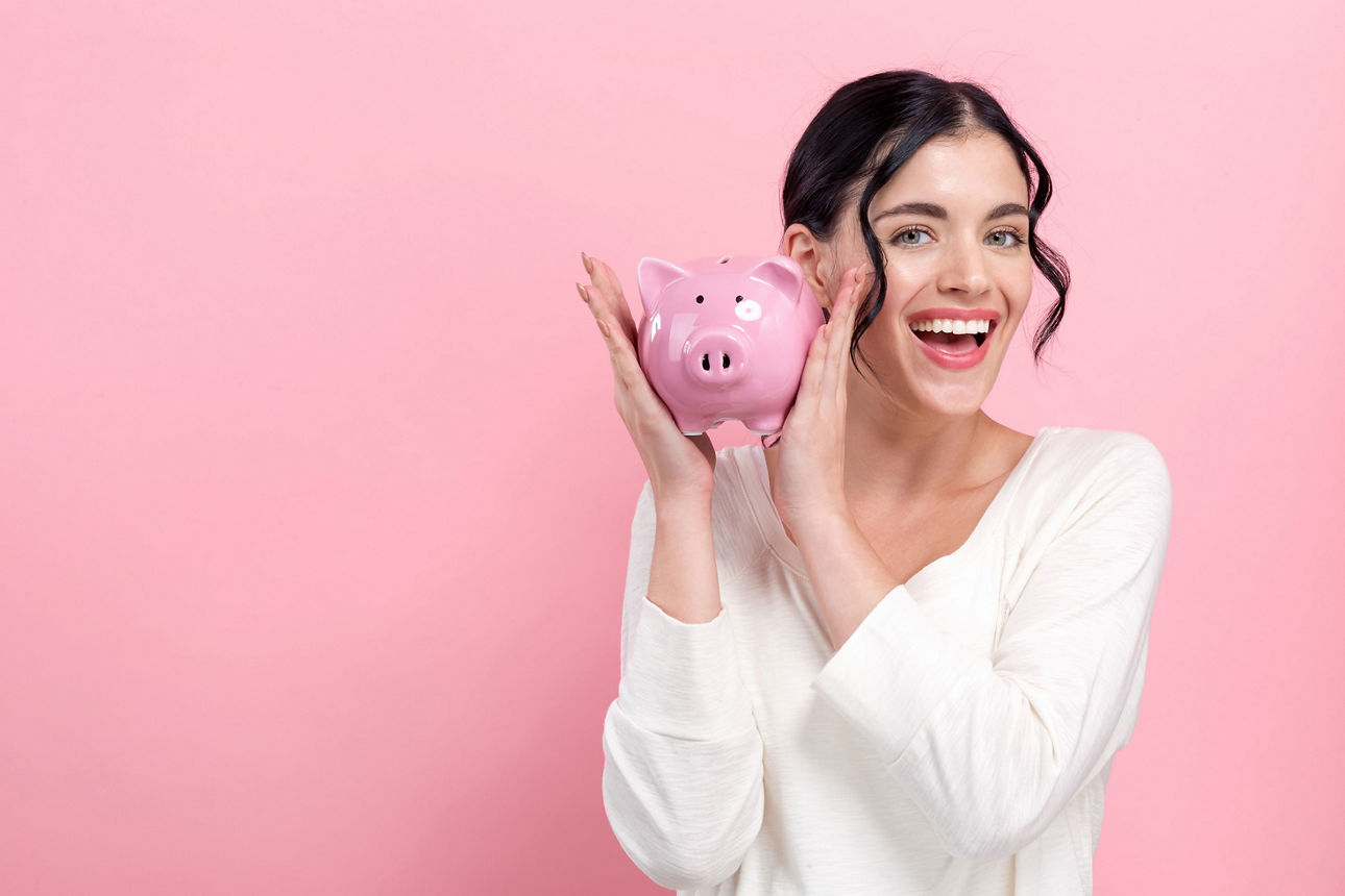 Mädchen im Schneidersitz