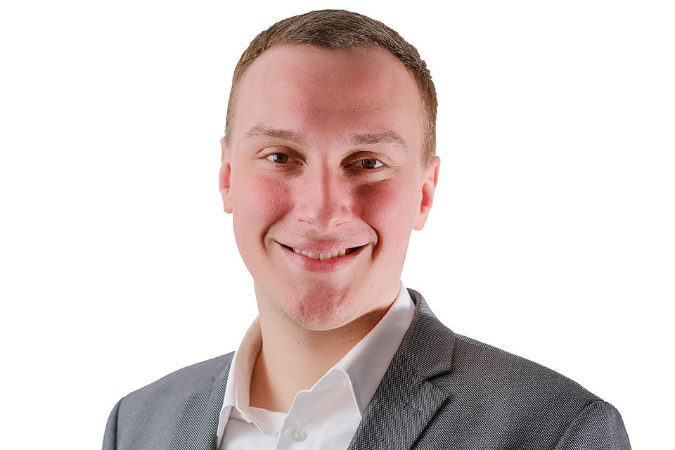 Miralem Aljukic, Region Trostberg-Traunreut - Firmenkundenberater(in)