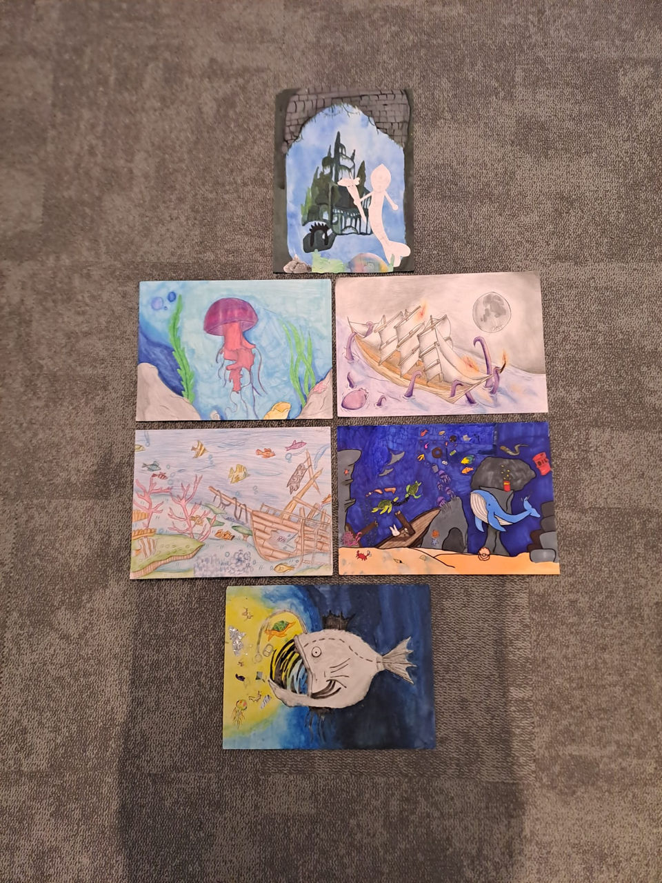 6 gemalte Bilder von Kindern der Klassen 5 und 6