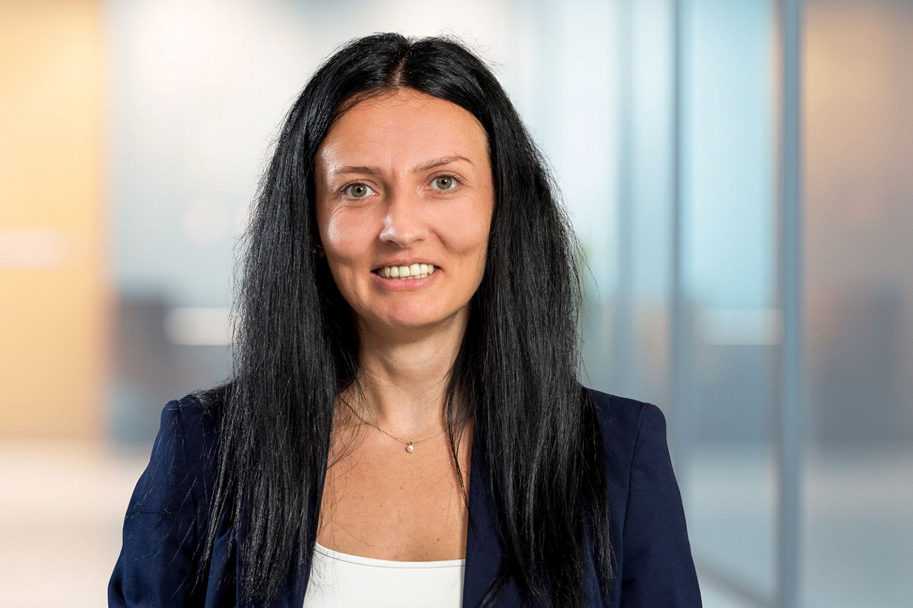 Anda-Maria Balmus, Servicemanagerin