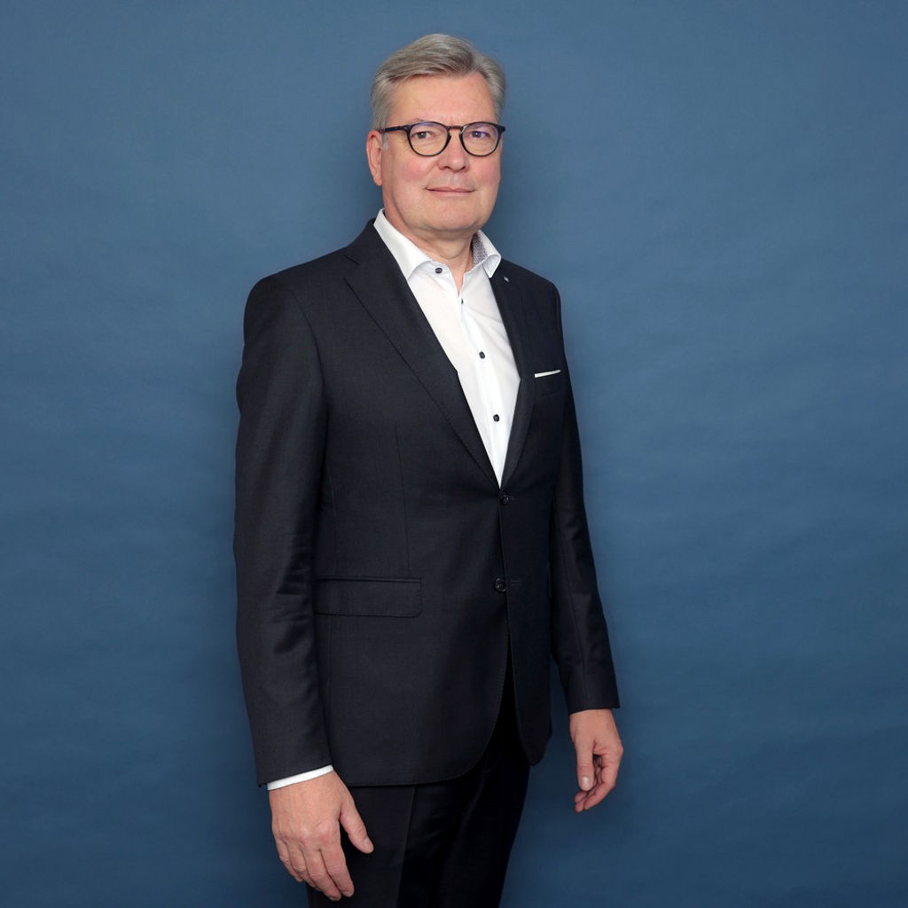 André Piroth André Piroth