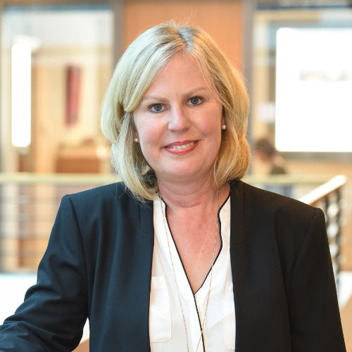 Darstellung unserer Mitarbeitenden Andrea Geuenich