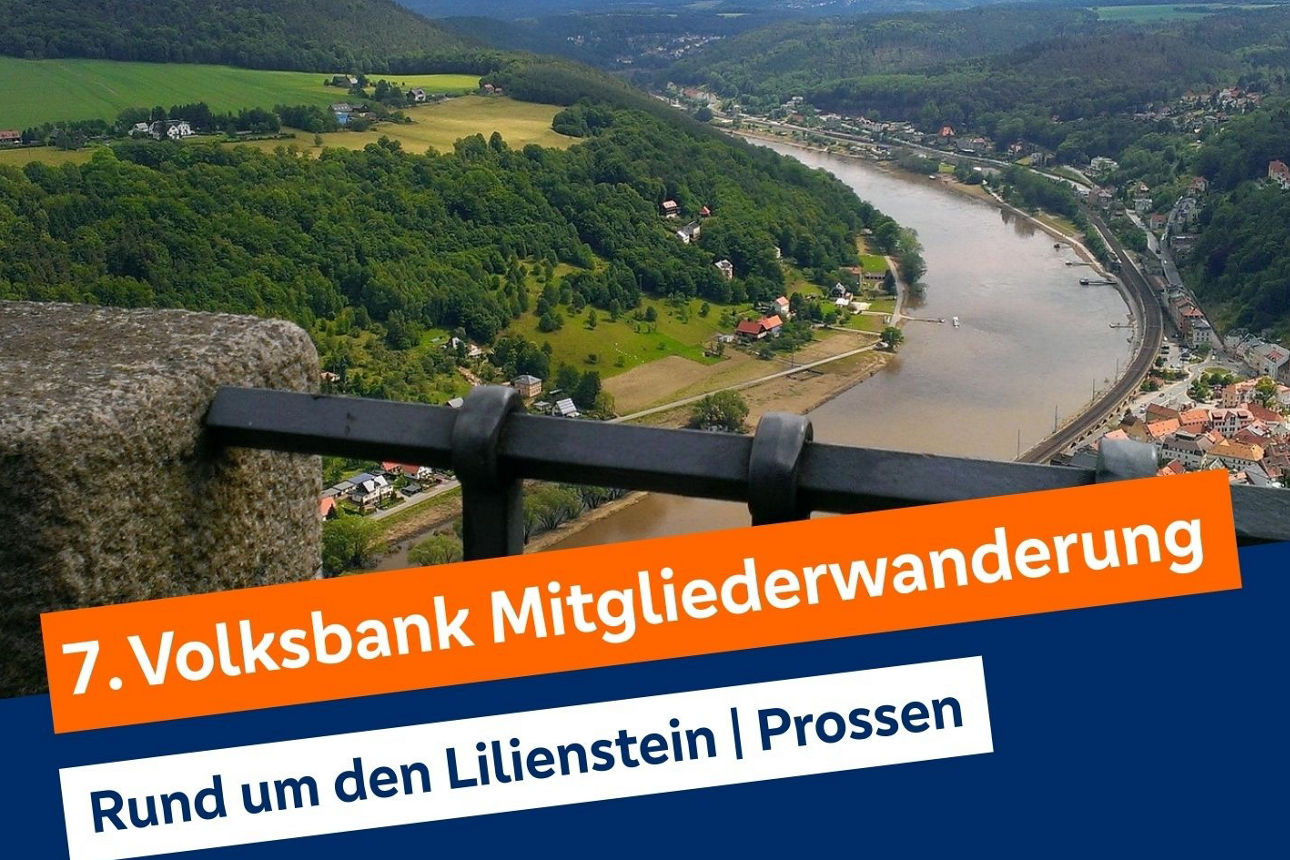 Landschaftsbild, Berg Lilienstein und Elbe fotografiert von einer Brücke aus bei bedecktem Himmel