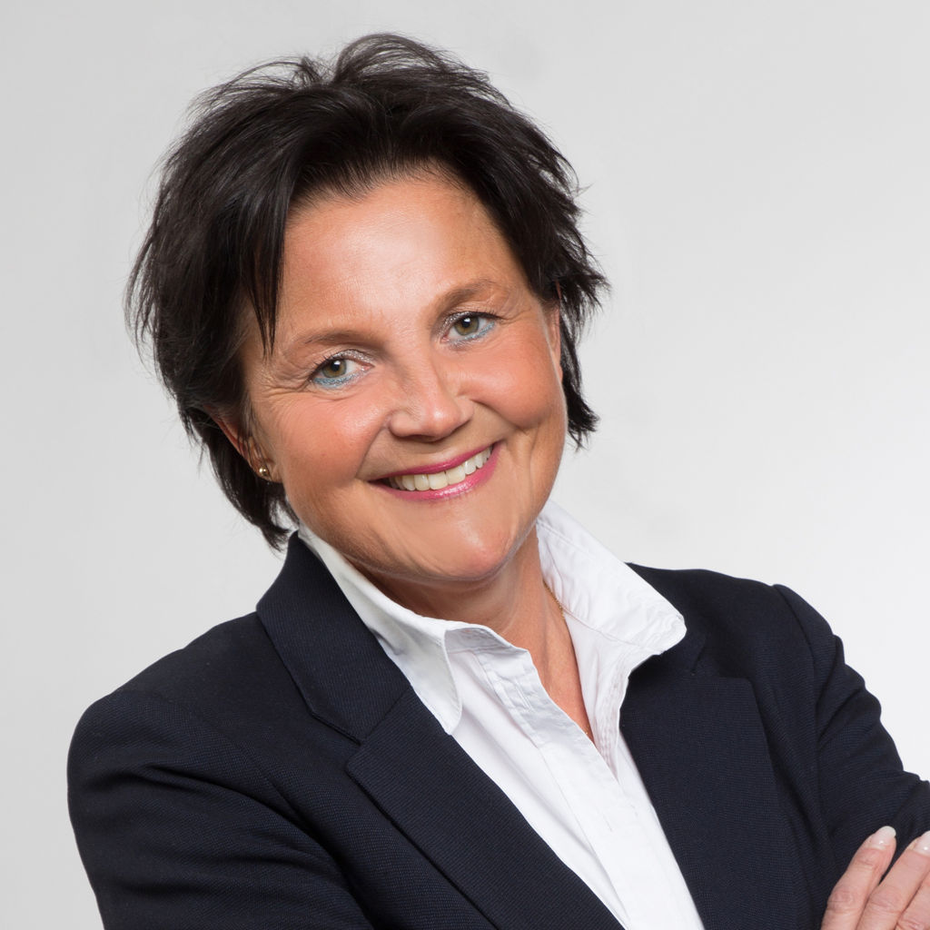 Anke Oelker