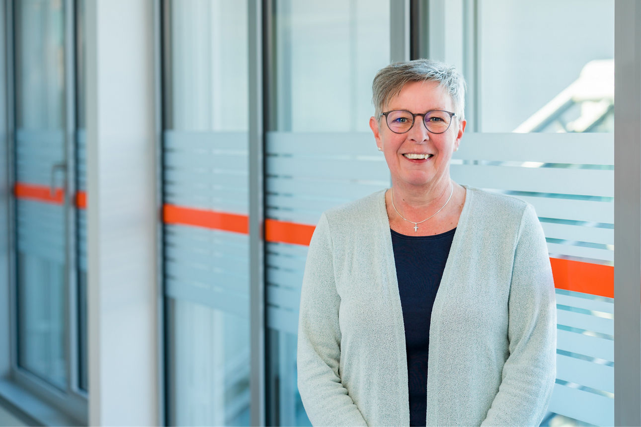 Anke Buss, Mitarbeiterin der Volksbank Westrhauderfehn