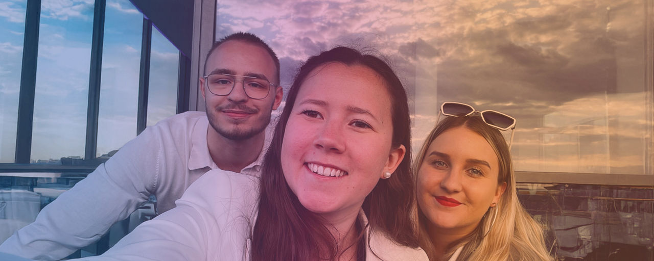 Gruppenbild Young to Young Beraterinnen und Berater der Volksbank Ettlingen