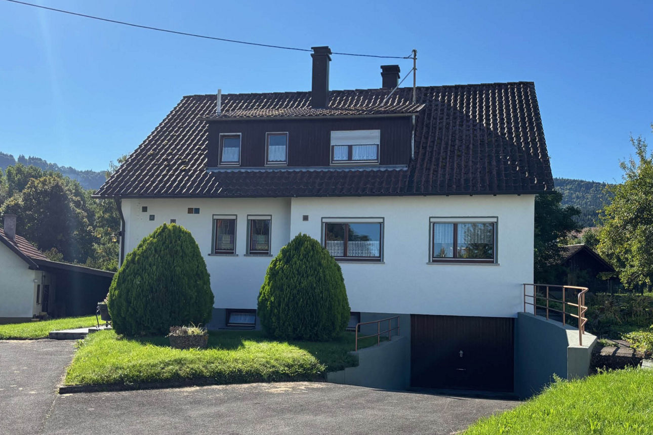 Ansicht Immobilienangebot Attraktives Familienhaus