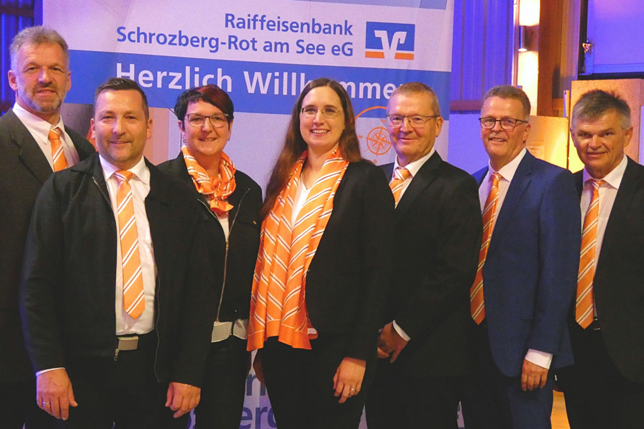 Foto unseres Aufsichtsrats von links nach rechts: Martin Dürr, Rainer Wiedmann, Stephanie Marquardt,  Jacqueline Förderer (st