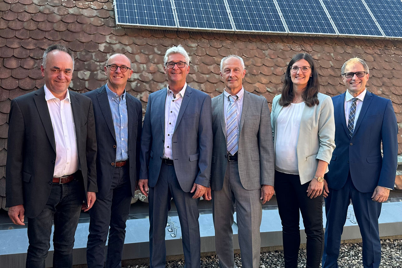 von links Eberhard Wolf, Udo Spathelf, Ulrich Schäfer, Michael Brenner (Aufsichtsratsvorsitzender), Hanna Barz, Thomas Fahrne