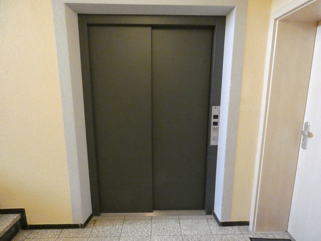 Aufzug