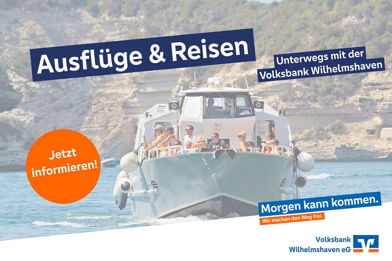 Personengruppe im Schlauchboot auf einem Fluss