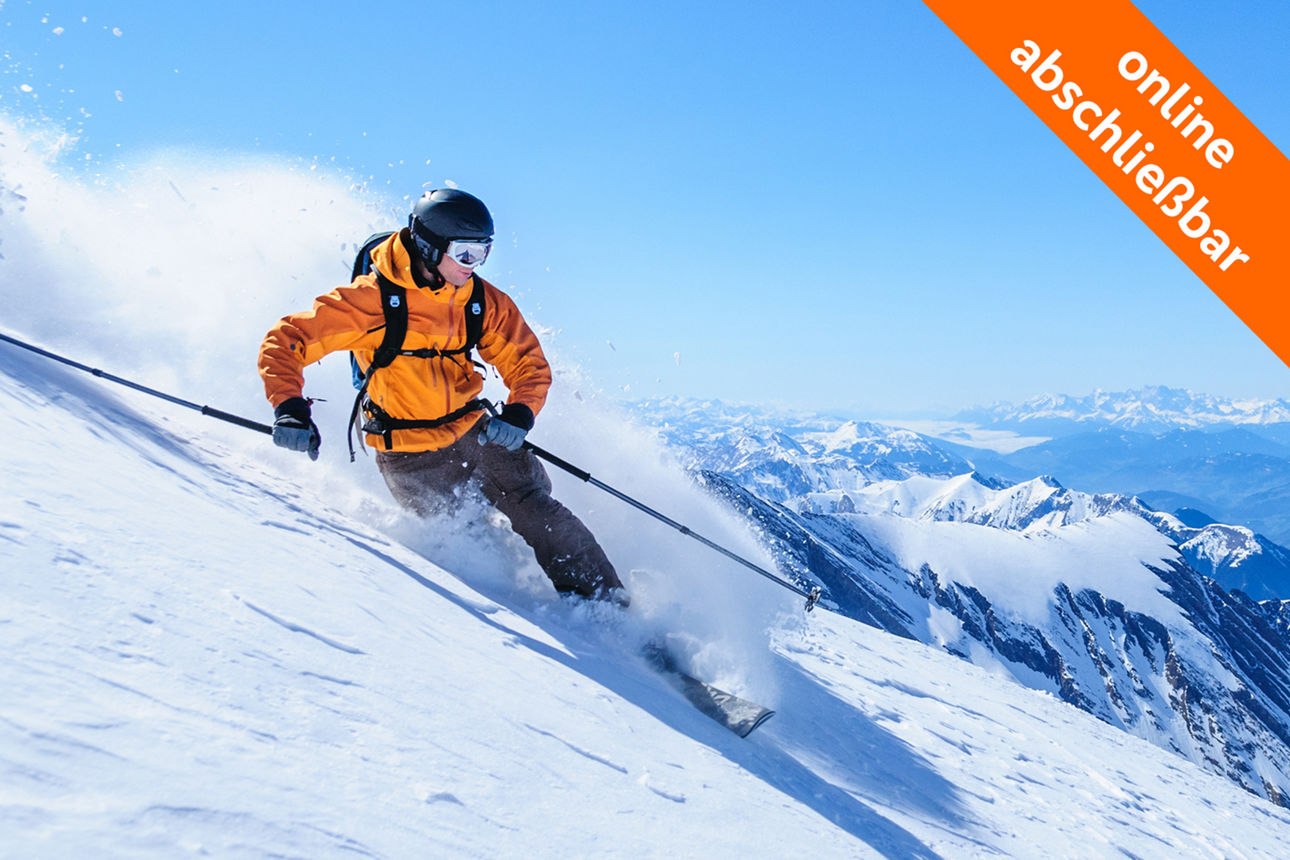 Zwei Personen beim Wandern