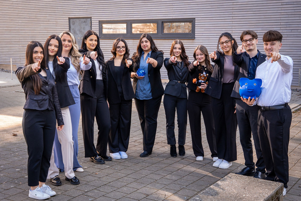 Gruppenbild der Azubis der Volksbank Hochrhein