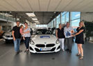 BMW Z4 und 5 Personen 