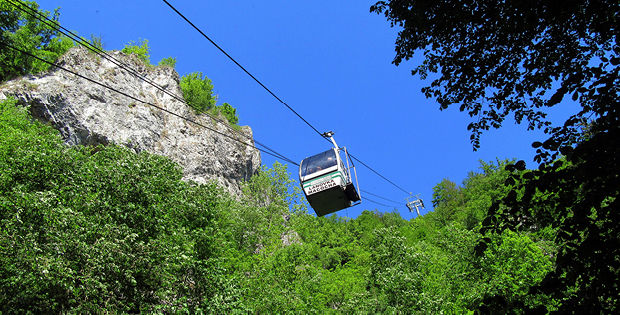 Punkvahöhle: Seilbahn