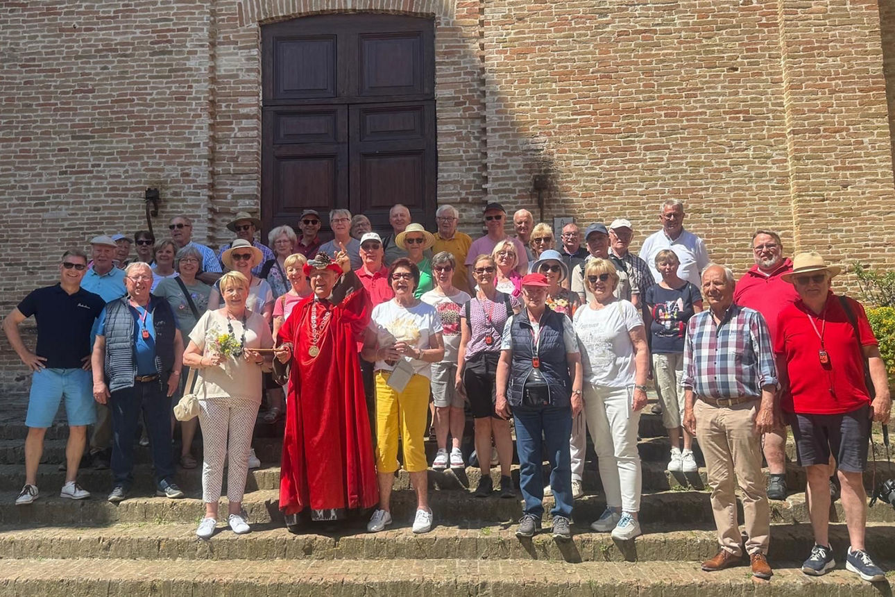 Gruppenfoto der neuen Prokuristen mit dem Vorstand