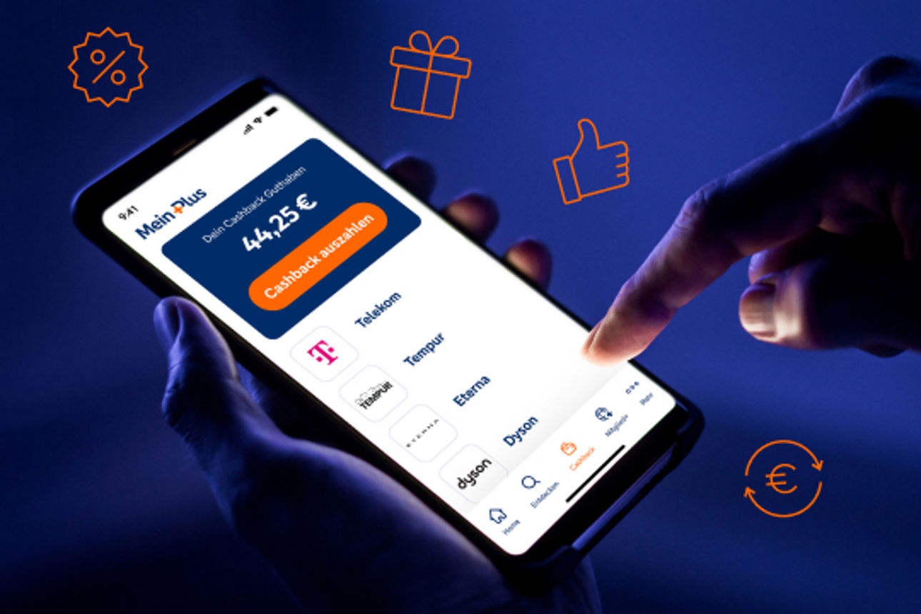 Dunkler Hintergrund mit einem Handy in einer Hand