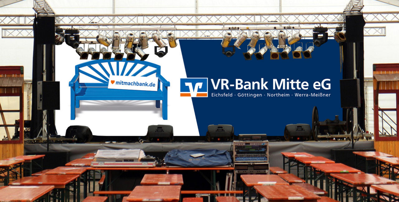 Banner der VR-Bank Mitte in einem Festzelt