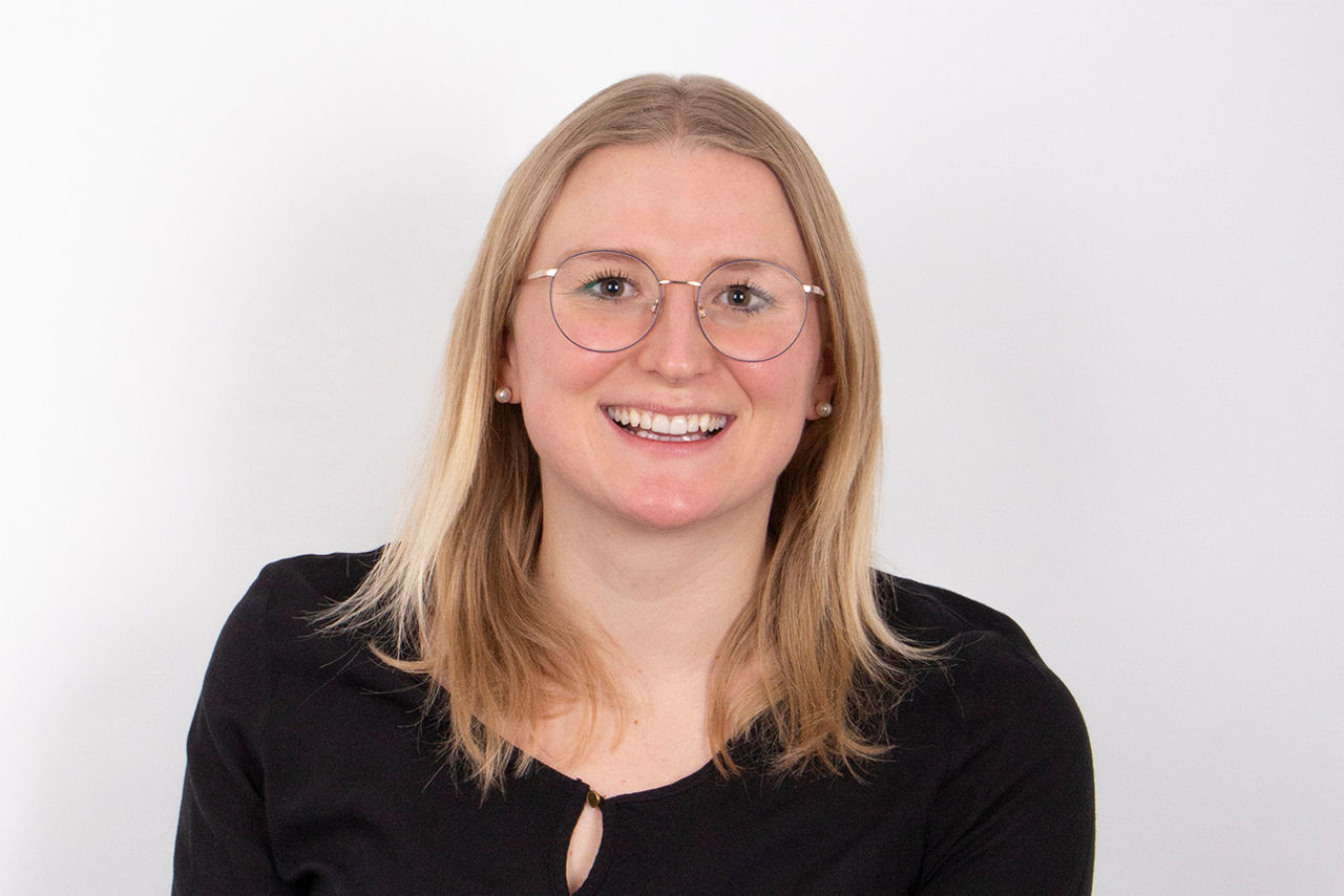Kunden-ServiceCenter Anna Barnsteiner