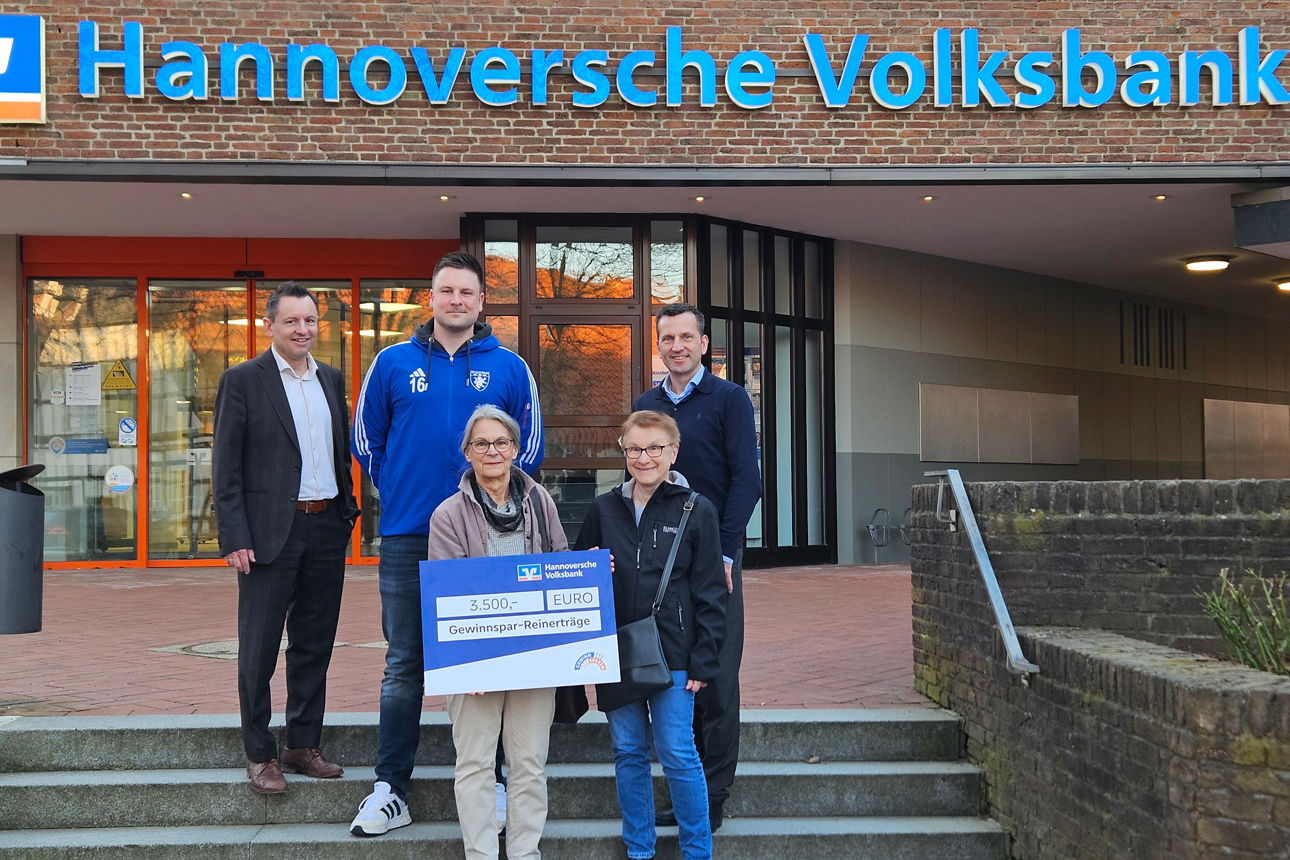 Barsinghausen: Volksbank unterstützt drei Vereine