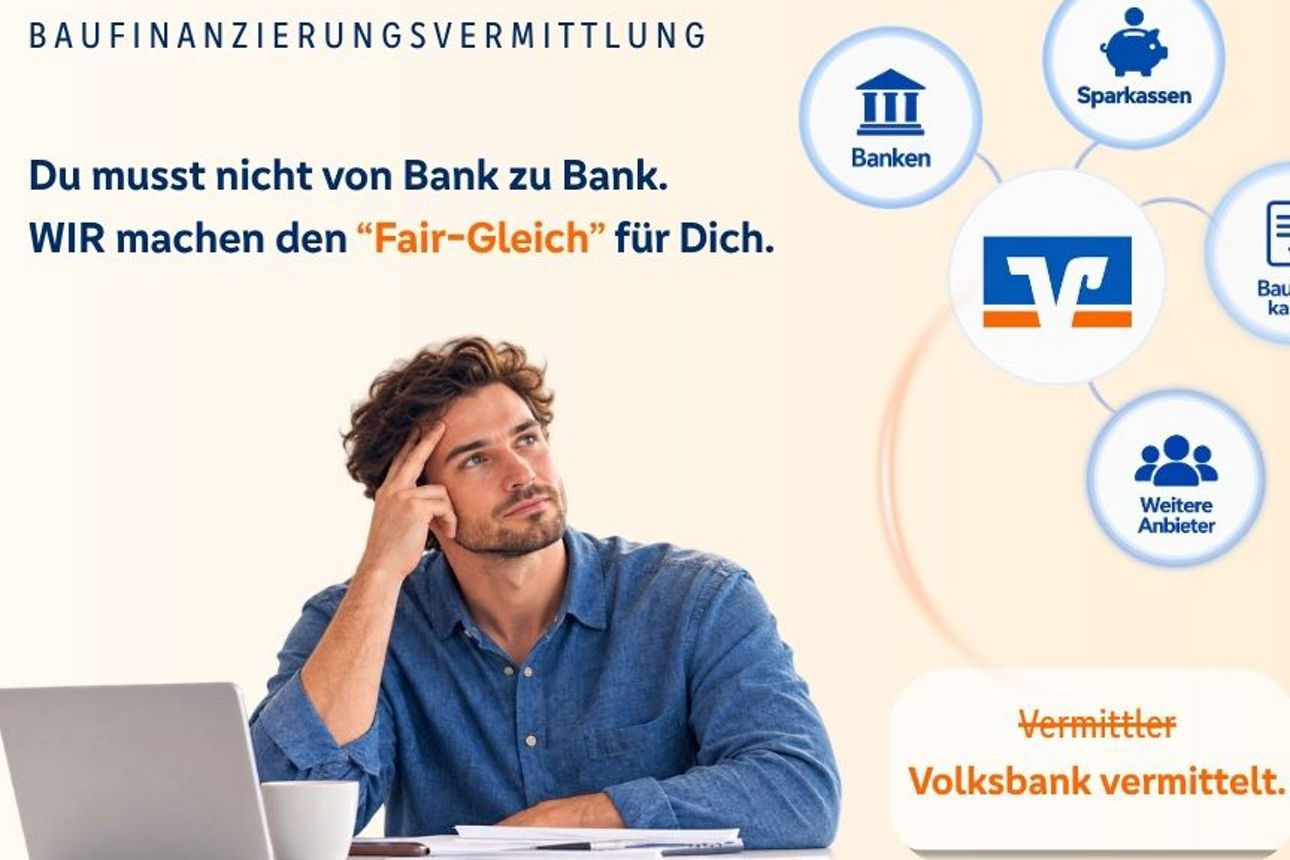Mann am Laptop mit Symbolen zur Baufinanzierung – ein Motiv für individuelle Beratung und faire Finanzierungskonditionen.