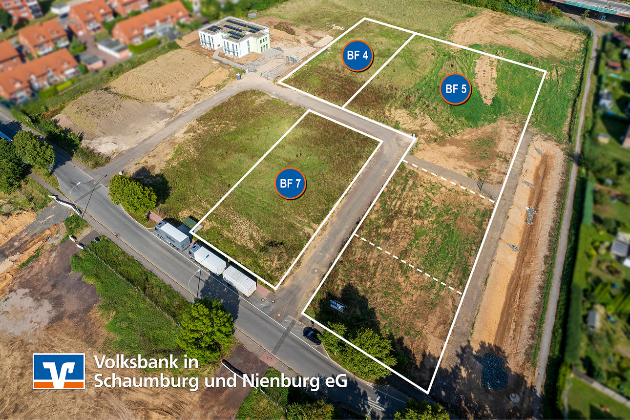 Lageplan des neuen Bauvorhabens mit Angabe des Grundrisses, der Gebäudestandorte und der Landschaftsgestaltung.