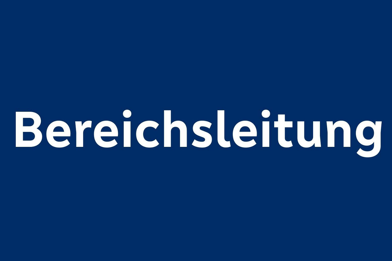 Dunkelblauer Hintergrund mit weißem Text "Bereichsleitung".