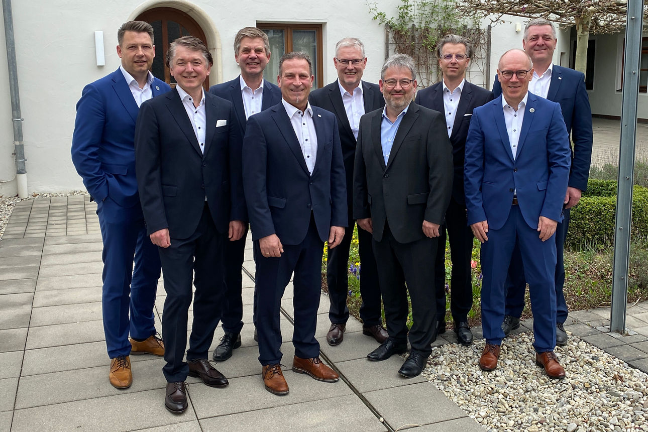 Die Vorstände der Volks- und Raifeisenbanken in Stadt und Landkreis Landshut.